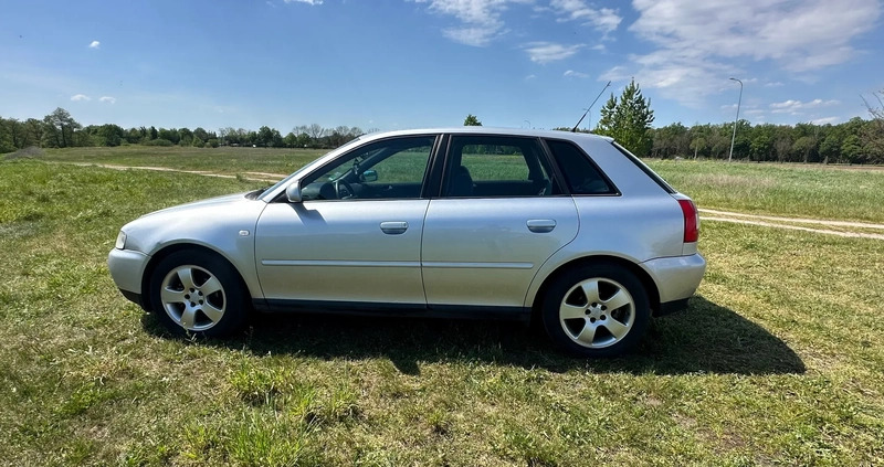 Audi A3 cena 11000 przebieg: 177000, rok produkcji 2003 z Oborniki małe 326